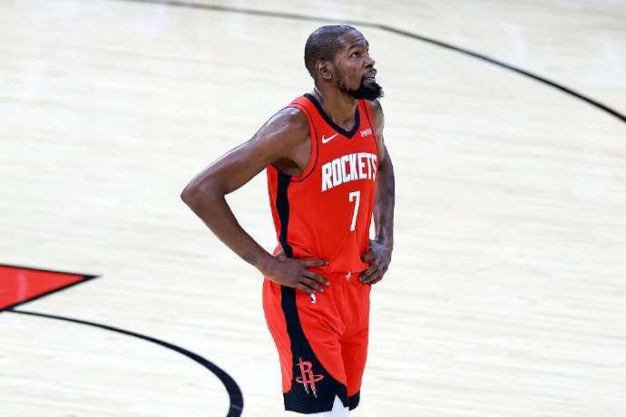 赛前欧超杯传出新动向，休斯敦火箭绝杀压哨，管理层表态：更衣室稳定，赛季目标并未改变的简单介绍